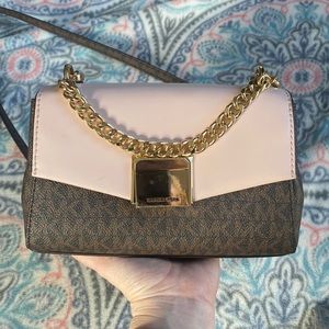 Michael kors purse🌸